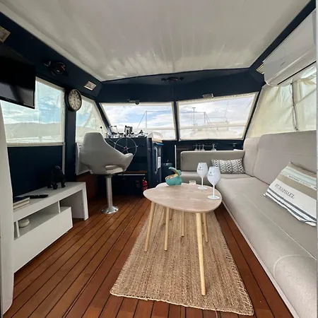 Aquareve-location 船屋